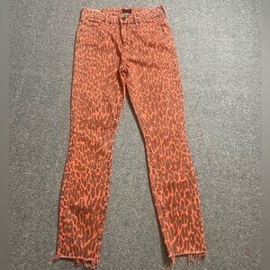 NWOT Mother Jeans High Waisted Looker Ankle Fray Animal Attraction